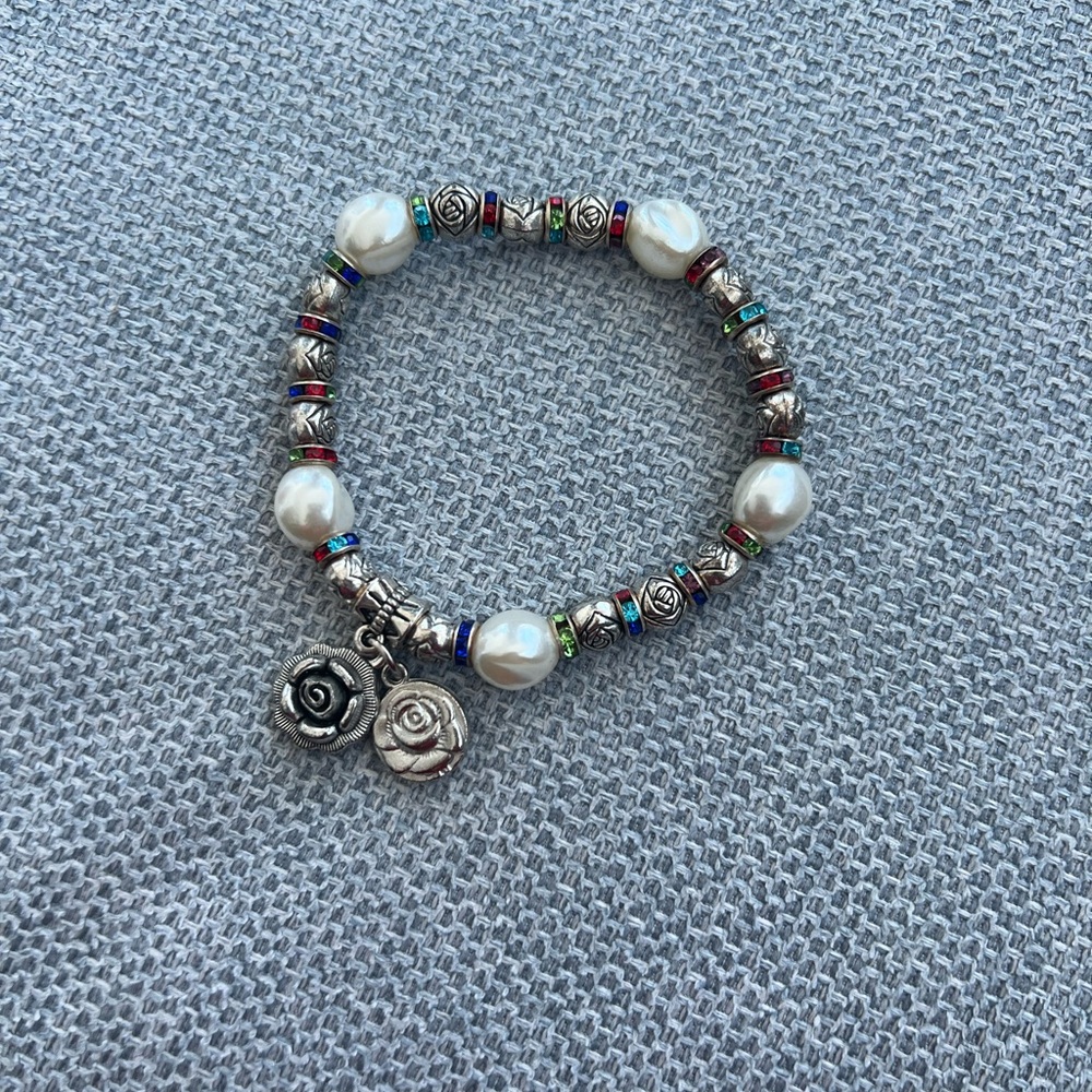 Beaded Pearl & Metal Rose Charm Stretch Bracelet